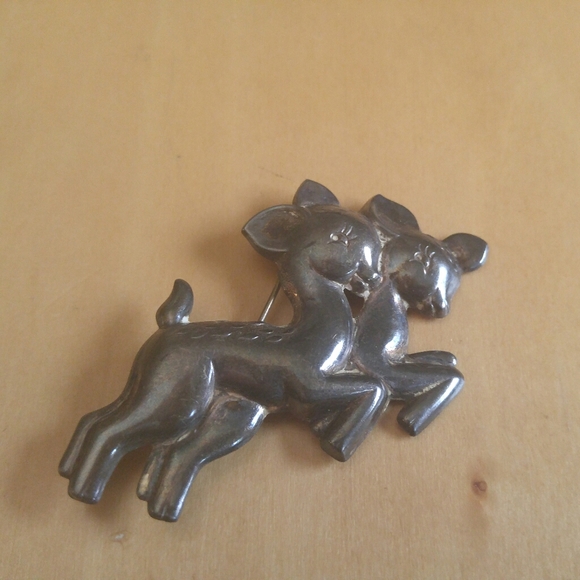 Vintage Cute Baby Deer Fawns Sterling Silver Pin - Picture 8 of 8